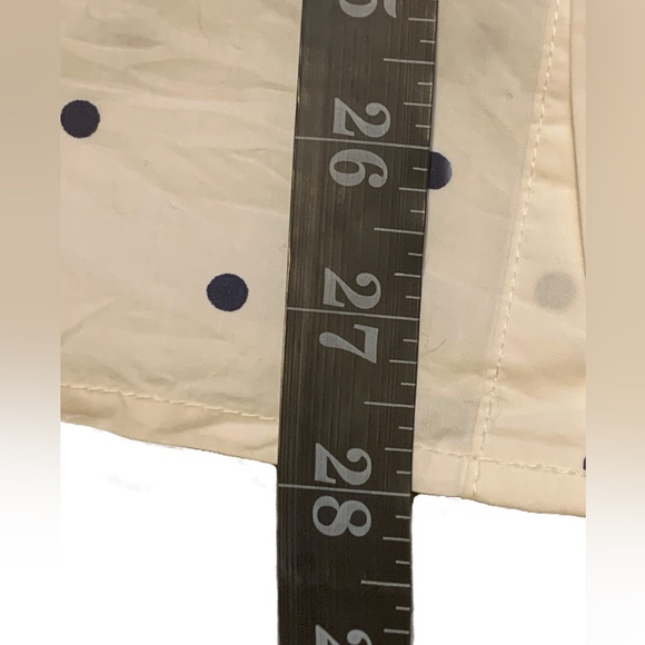 EUC W/ Tags Old Navy White Button Down Shirt Large - Picture 5 of 5